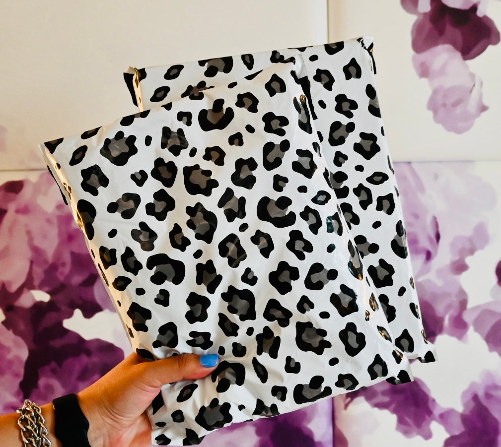 Snow leopard 10x13 premium poly mailers